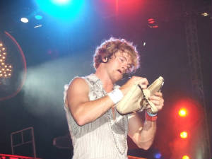 signingpurse.jpg